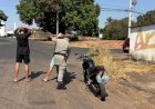 POLÍCIA MILITAR REALIZA A APREENSÃO DE DOIS ADOLESCENTES E APREENDE MOTOCICLETA COM SINAL IDENTIFICADOR ADULTERADO EM PORANGATU