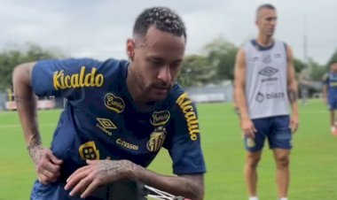 Neymar desfalca Santos contra o Bahia e deve voltar ao time na terceira rodada do Brasileirão
