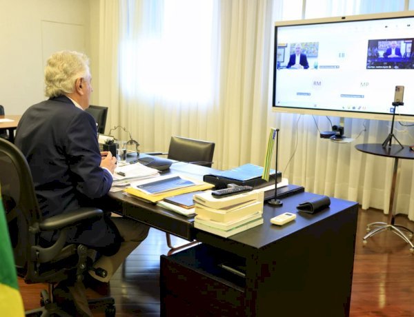 “Tecnologia, inteligência e integração são pilares da segurança”, diz Caiado em palestra no Cosud