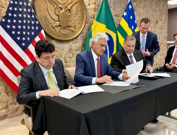 Caiado assina acordo com EUA prevendo parceria para explorar minerais críticos em Goiás
