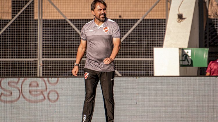 “Vamos sonhar com o G-4”, afirma Luizinho após vitória