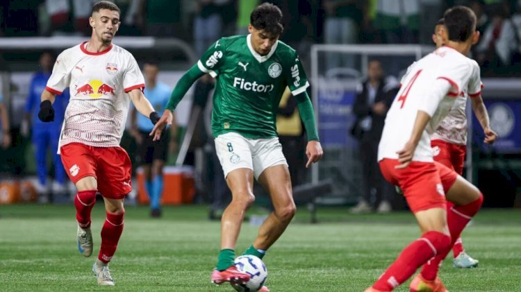 Palmeiras sinaliza desejo de adquirir Larson, do Goiás, em definitivo, diz site