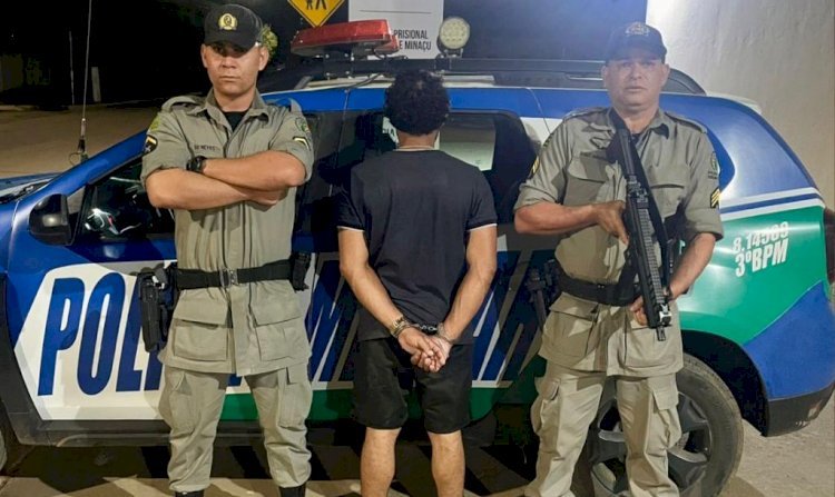POLÍCIA MILITAR REALIZA A PRISÃO DE UM FORAGIDO DA JUSTIÇA EM MINAÇU